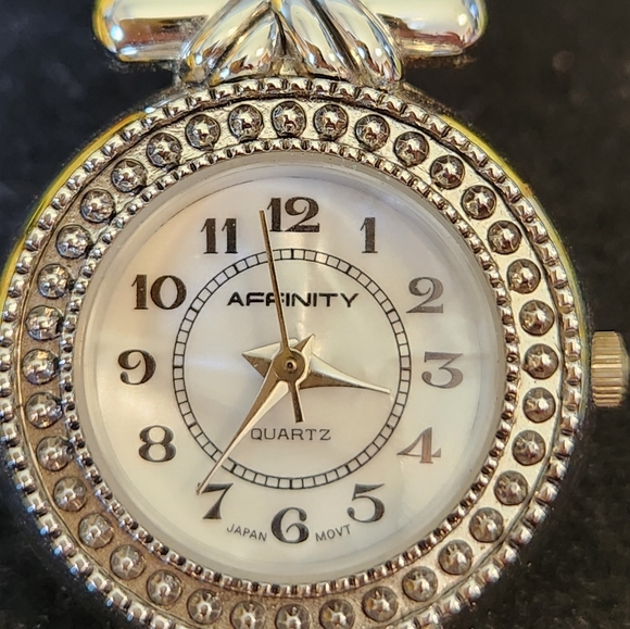 Affinity Quartz Japan Movement Watch.  New Battery.  SHOWSTOPPER.  BEAUTIFUL - Picture 4 of 8